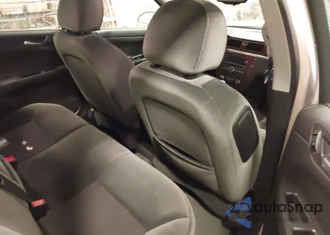 2010 Chevrolet Impala Lt z USA, uszkodzony, nr VIN 2G1WB5EK3A1113807